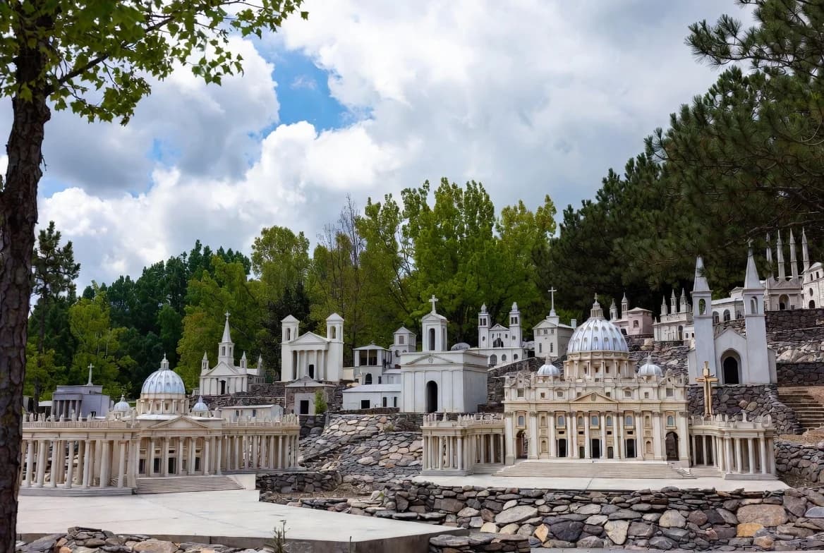 RV rentals in Cullman, AL - Ave Maria Grotto scenic view