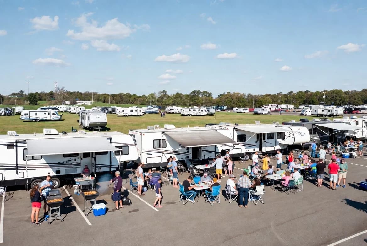 Tailgate RV Rental - RV rental for tailgating and events
