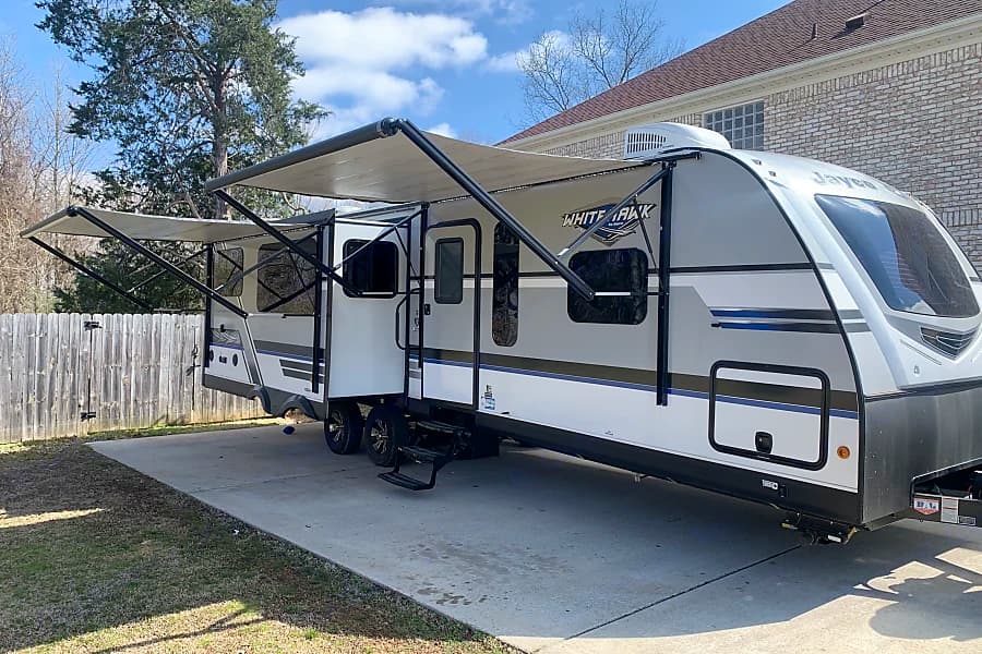 Jayco White Hawk 29ft travel trailer RV rental in Huntsville Alabama — exterior